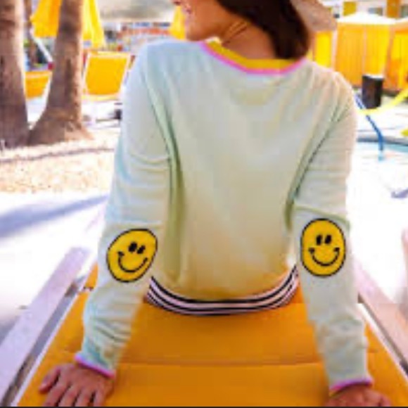Minnie Rose Sweaters - Minnie Rose 100% Cashmere V-Neck Sweater Smiley Faces on Sleeves Mint Green S
